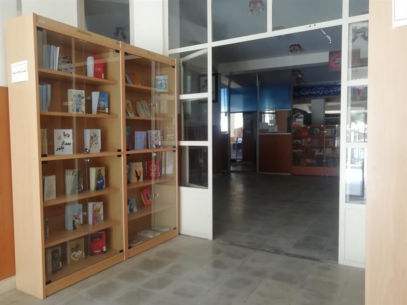 قفسه تازه های کتاب